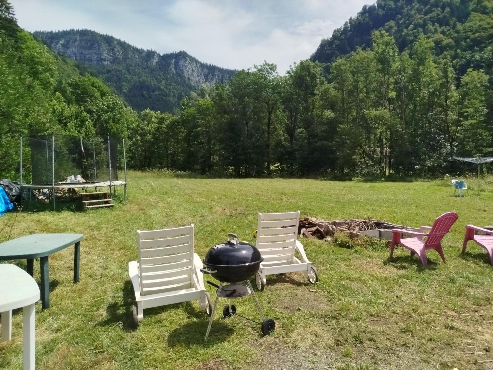 Chalet 8 Personnes + Grand Terrain Et Riviere Entremont エクステリア 写真